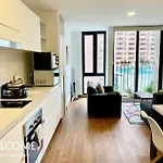 Equilibrium Modern Loft With Balcony Pool & Jacuzzi
